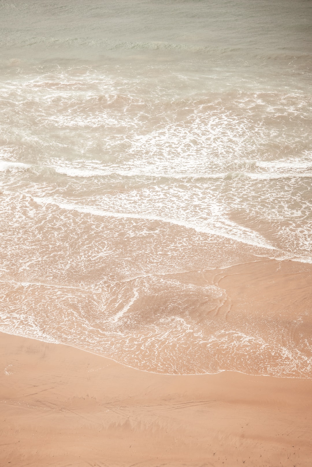 Tropical beach waves - follow @erikjakeIX on Instagram