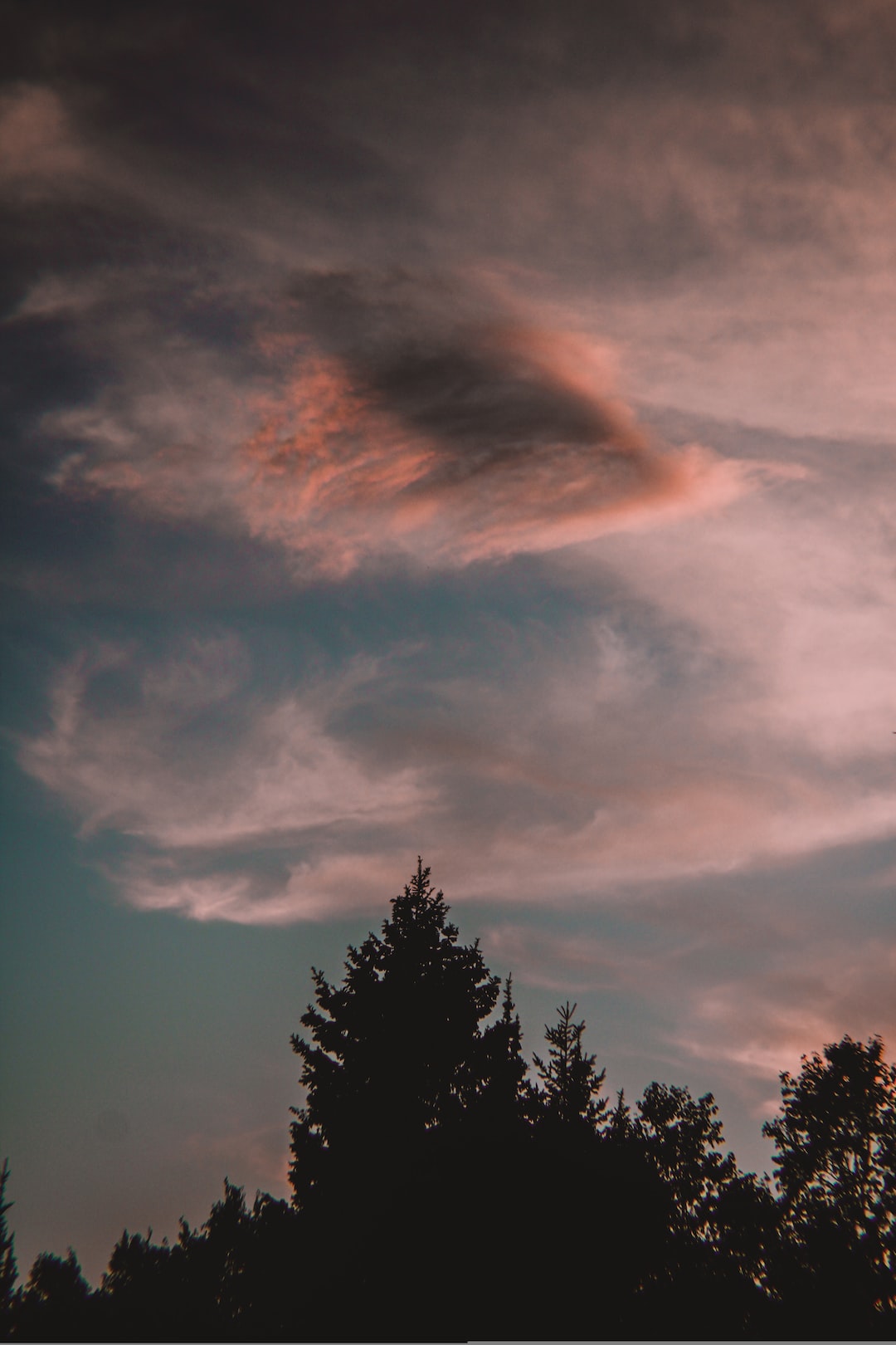 Cotton candy looking clouds 