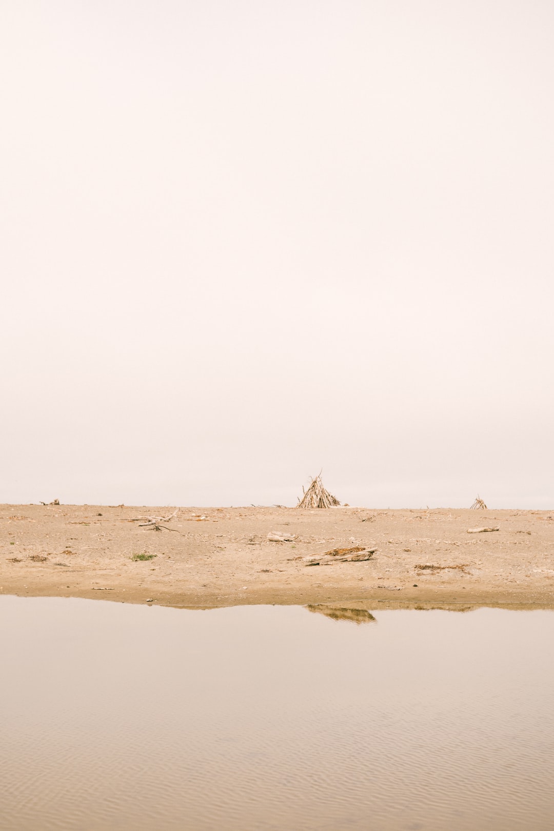 Lost on the beach