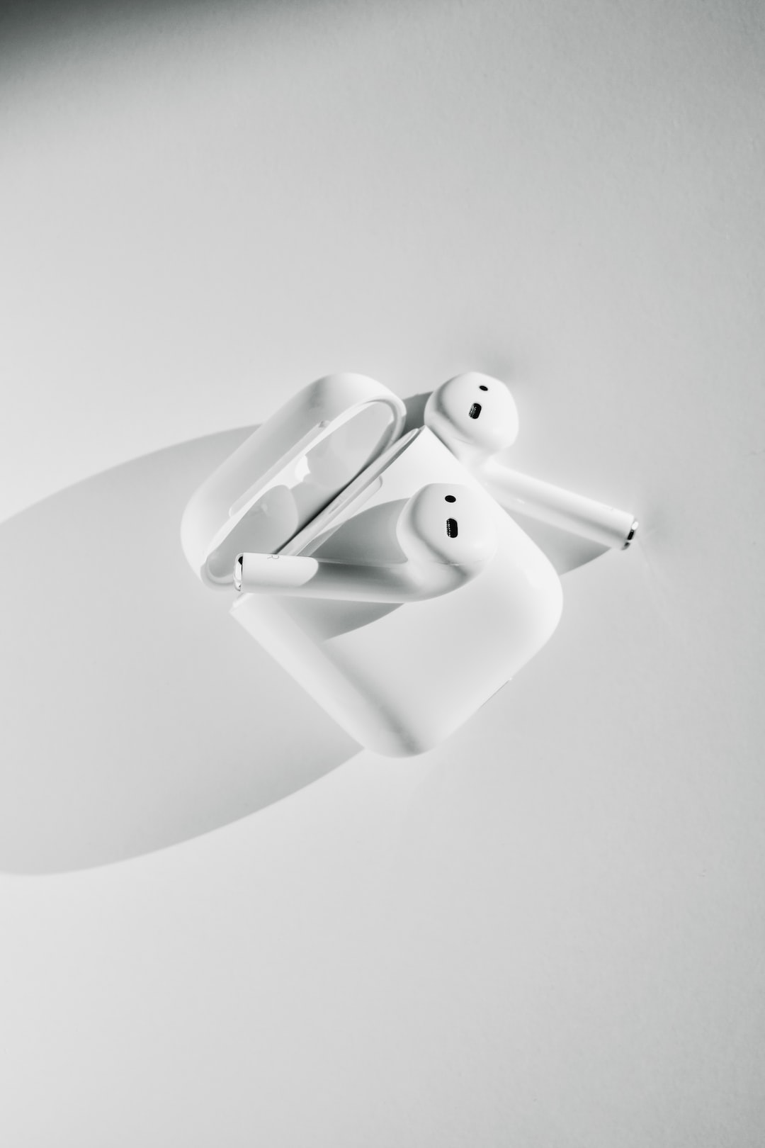 Minimalist air pods photo 