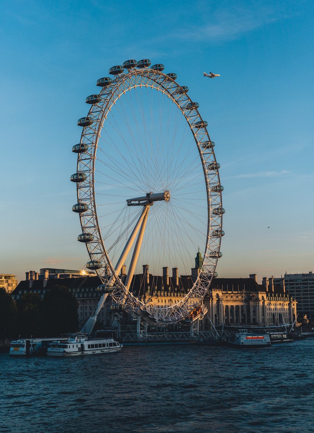 The London Eye and River Thames at sunset