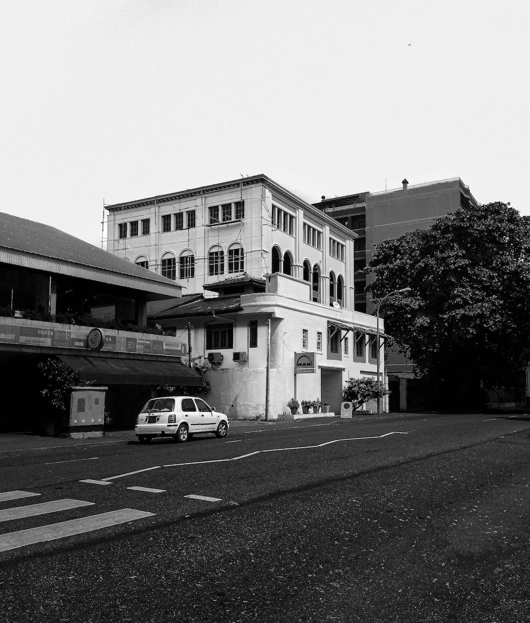 The Contrast of the Afternoon road