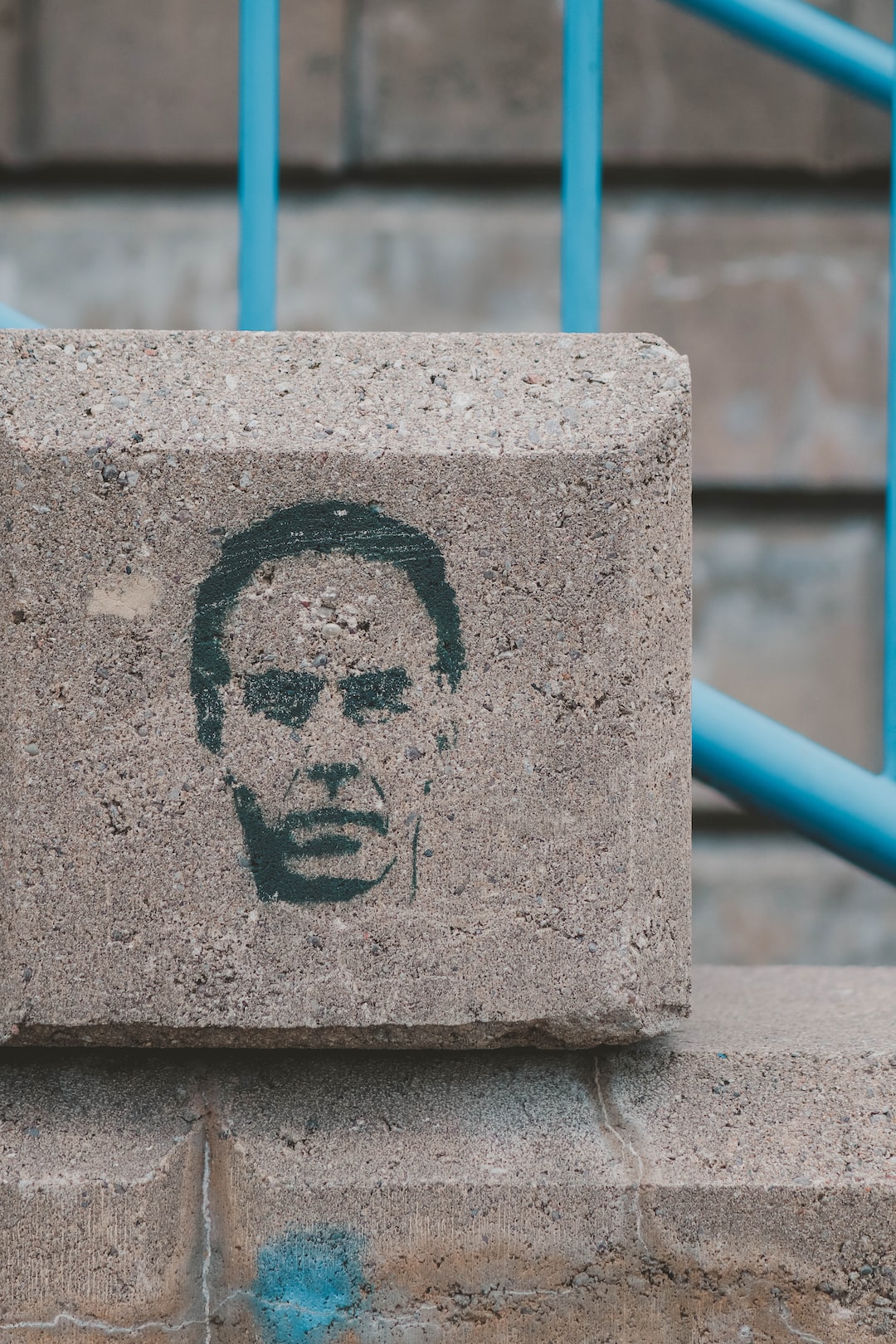 Jordan Peterson spray-painted on stairs.