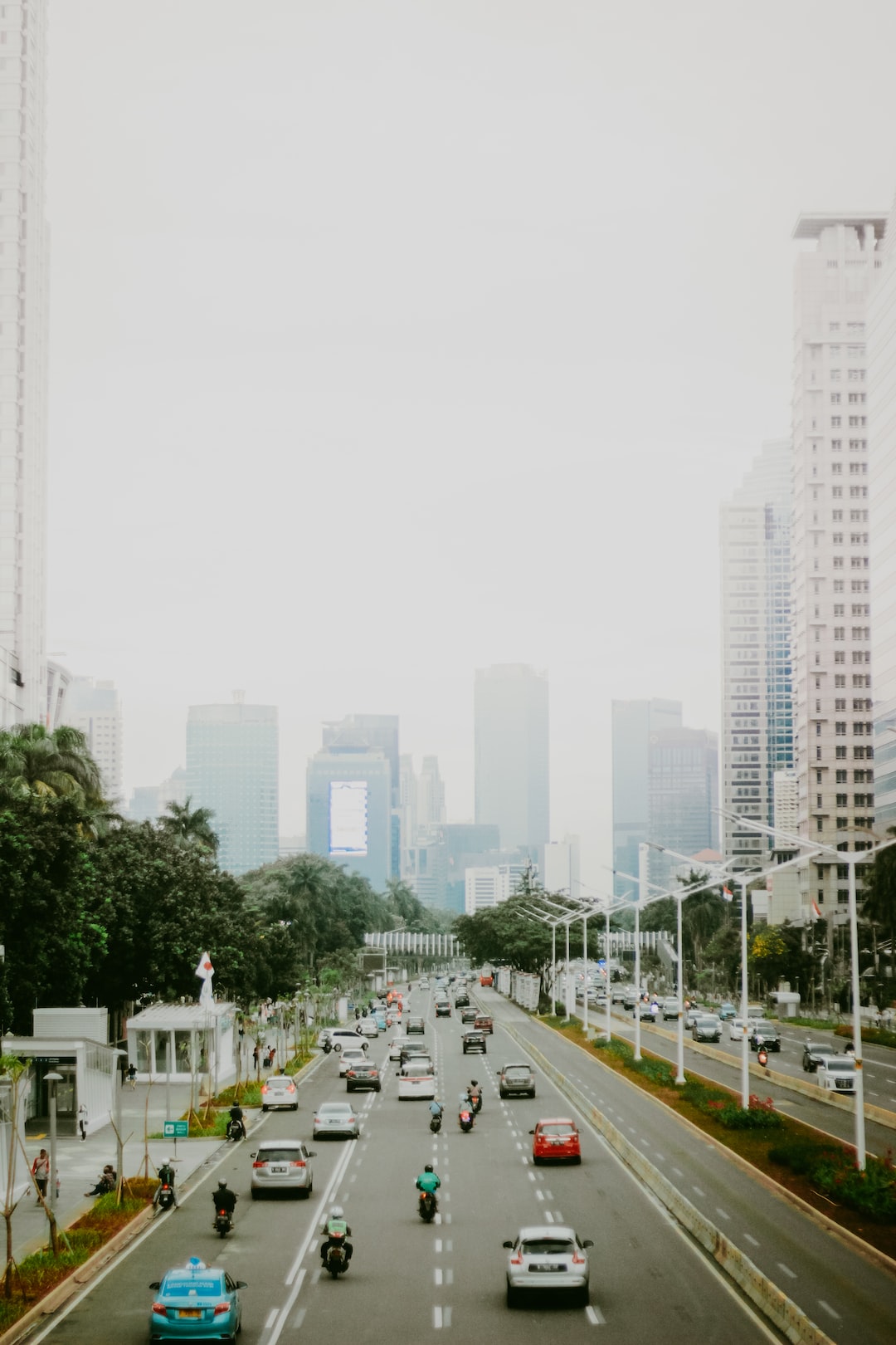 Indonesia is filled with the most iconic skyscrapers, but for me, Jakarta takes the top spot. Did you know that Jakarta is the most polluted city in the world ?