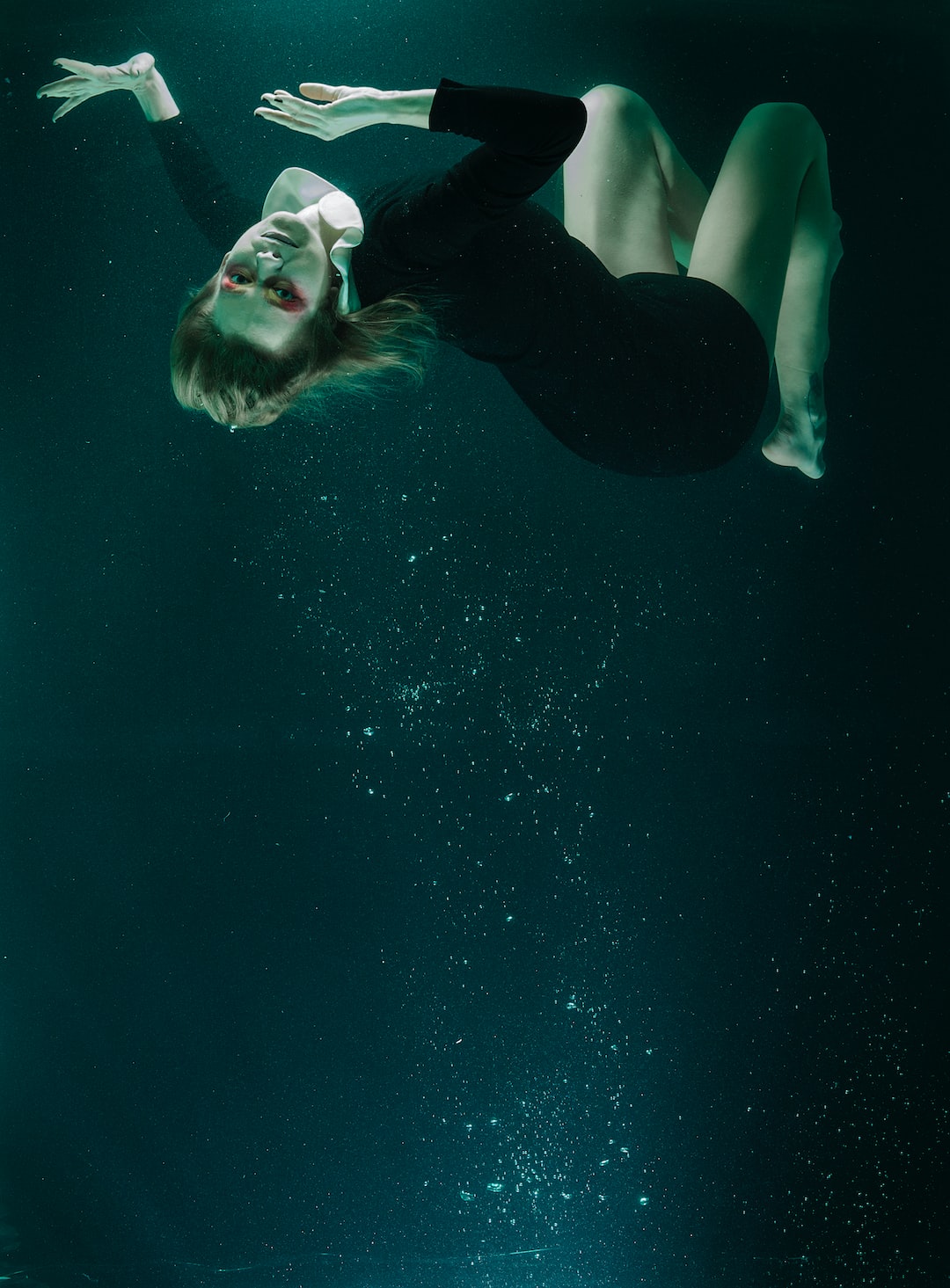 underwater fashion photography