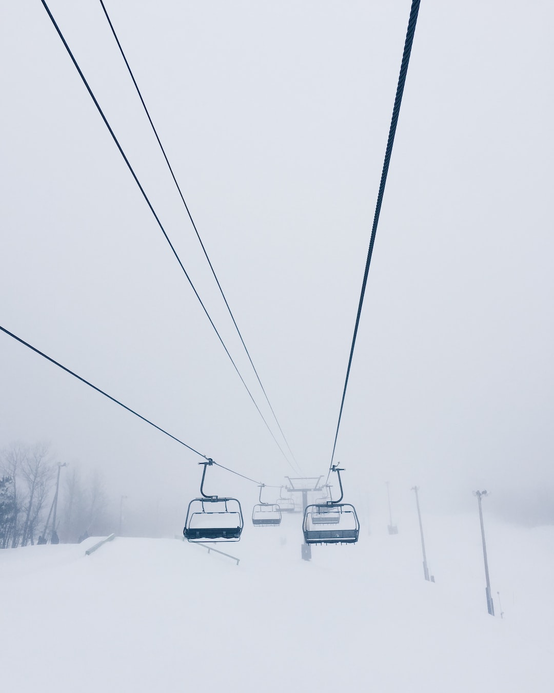 Quebec ski hill cars