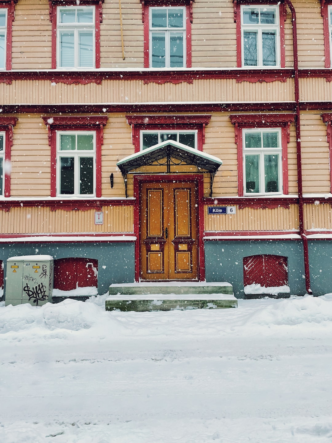 Snow and Colorful House 