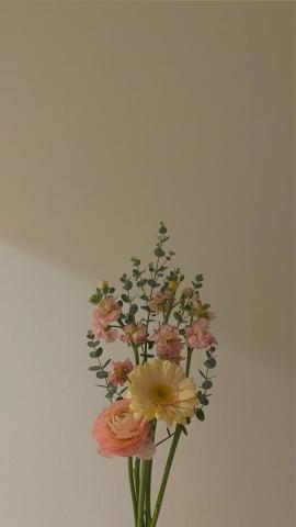 Pin by b on cute Flower aesthetic, Vintage flowers wallpaper, Flower wallpaper
