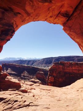 Red canyon arch