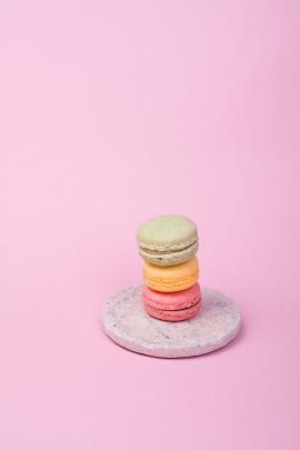 All you need is love and some macarons!