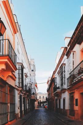 The name Jerez goes back to the Phoenician Xera, Sèrès, later Romanized under the name of Ceret; the location of this settlement, however, remains unknown.