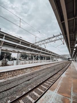 The empty track.