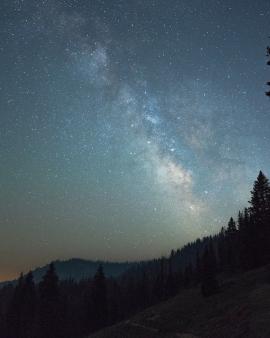 Guardsman Pass at about 10:30pm during a new moon. Smoky skies but was still able to see the milky way.