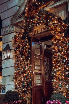 Entrance to a restaurant with Christmas decorations