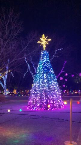 Best Places to See Christmas Lights in Wichita 2020