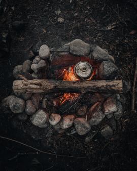 Cozy Campfire | Instagram: @manny.dream :)