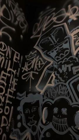 graffiti aes  bandit1x on ig in 2022  Graffiti wallpaper iphone Edgy wallpaper Pop art wallpaper