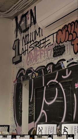 grafite de rua pichao em 2022  Graffiti de rua Papel de parede hippie Grafite de rua