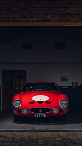 Ferrari background 4k 1080x1920