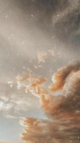 35 Beautiful Cloud Aesthetic Wallpaper Backgrounds For iPhone Free Download