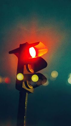 Traffic red light iPhone Wallpaper 4K  iPhone Wallpapers