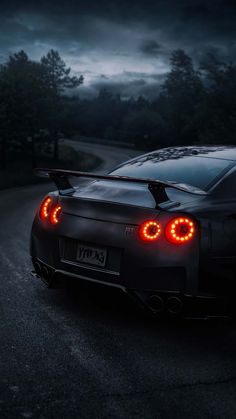 Nissan GTR Black