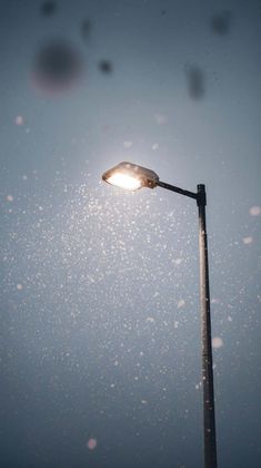 Snowfall Lights iPhone Wallpaper